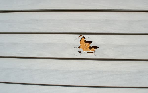 Siding Hole Patching in Garland
